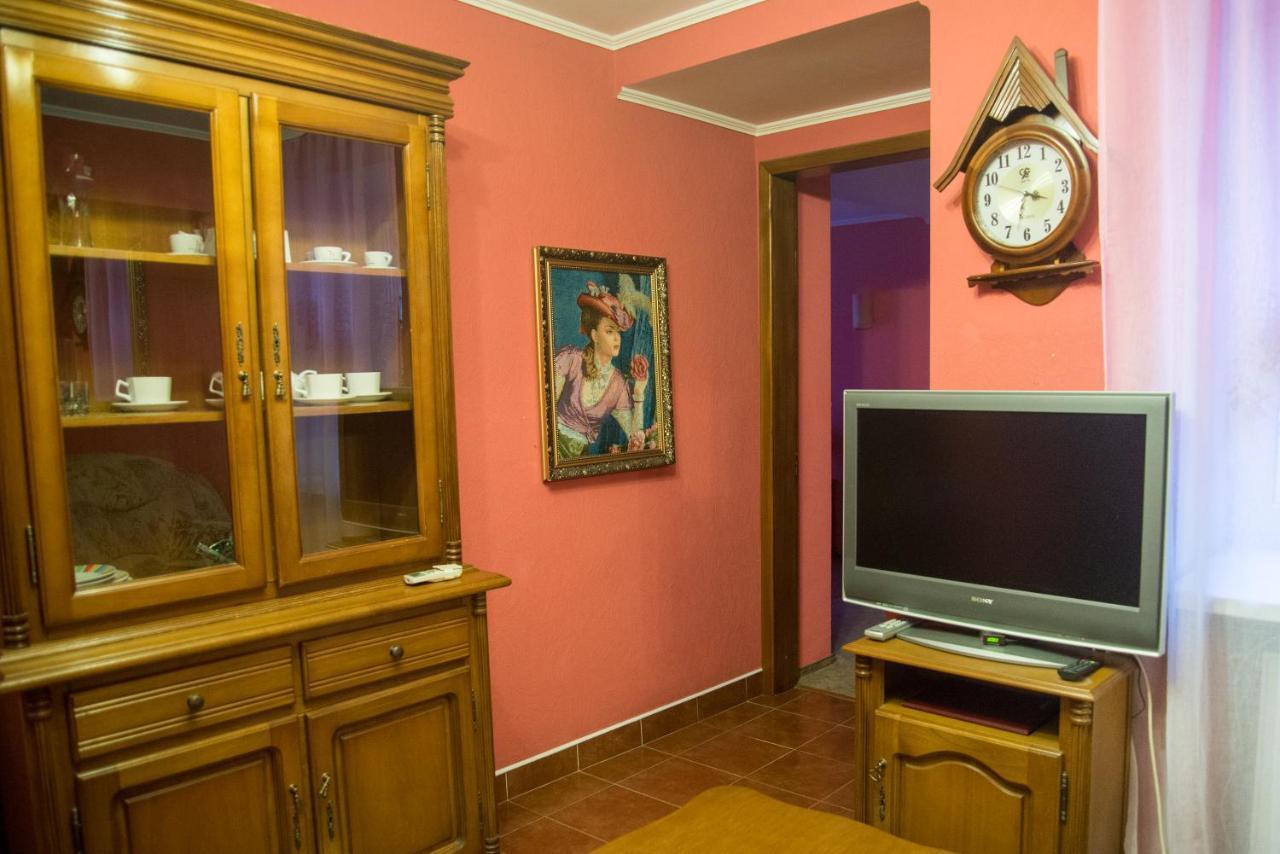 Knaus Apartments Chernivtsi Bagian luar foto